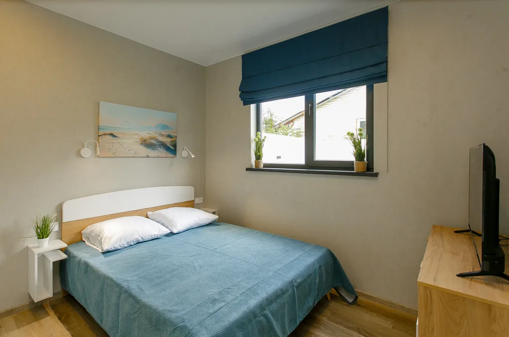 Коттедж с теплым бассейном и банным комплексом, недалеко от моря