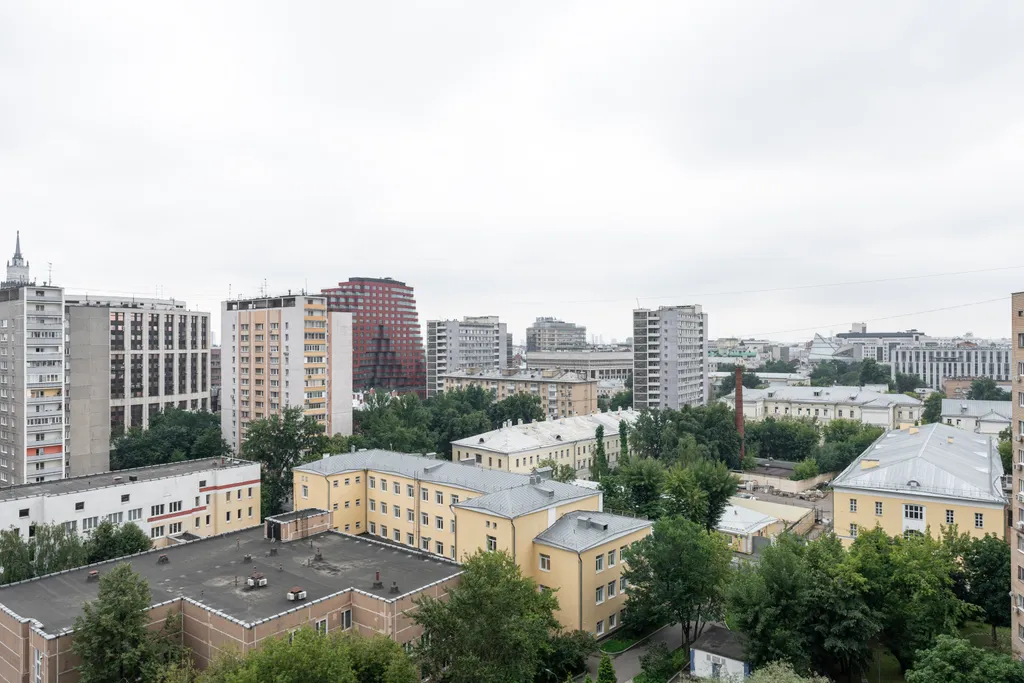 Студия рядом с метро Комсомольская