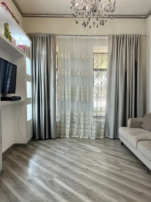 3-комнатная квартира в центре Сухума