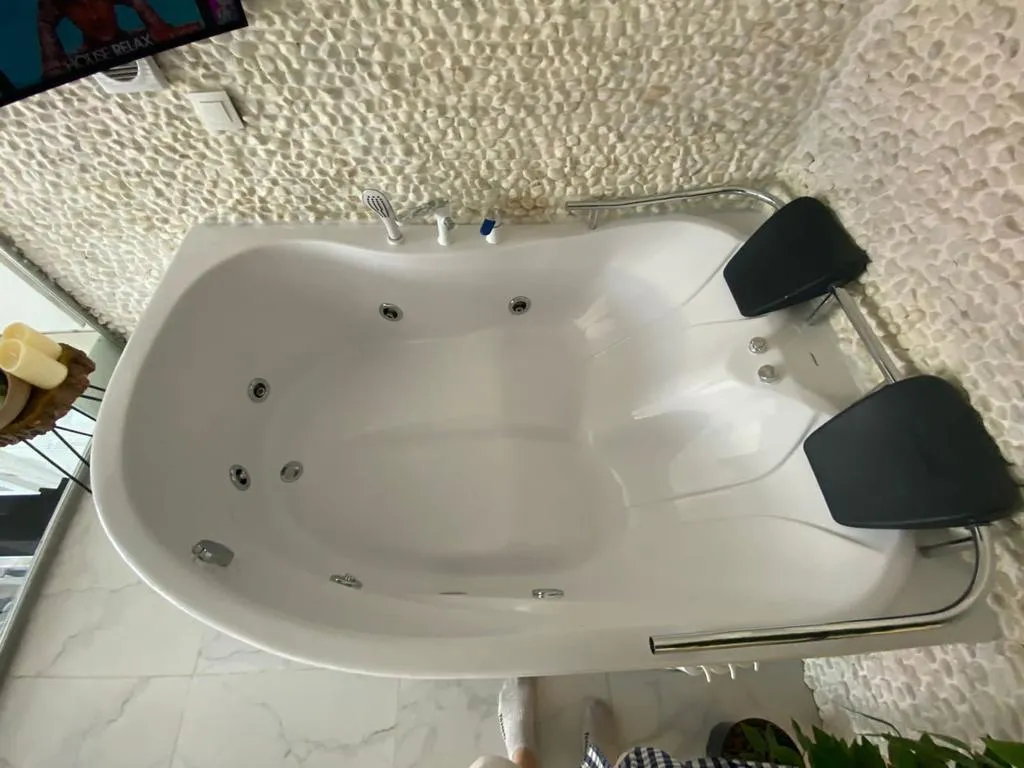 Квартира Квартира Двухуровневый лофт с сауной и джакузи — Москва