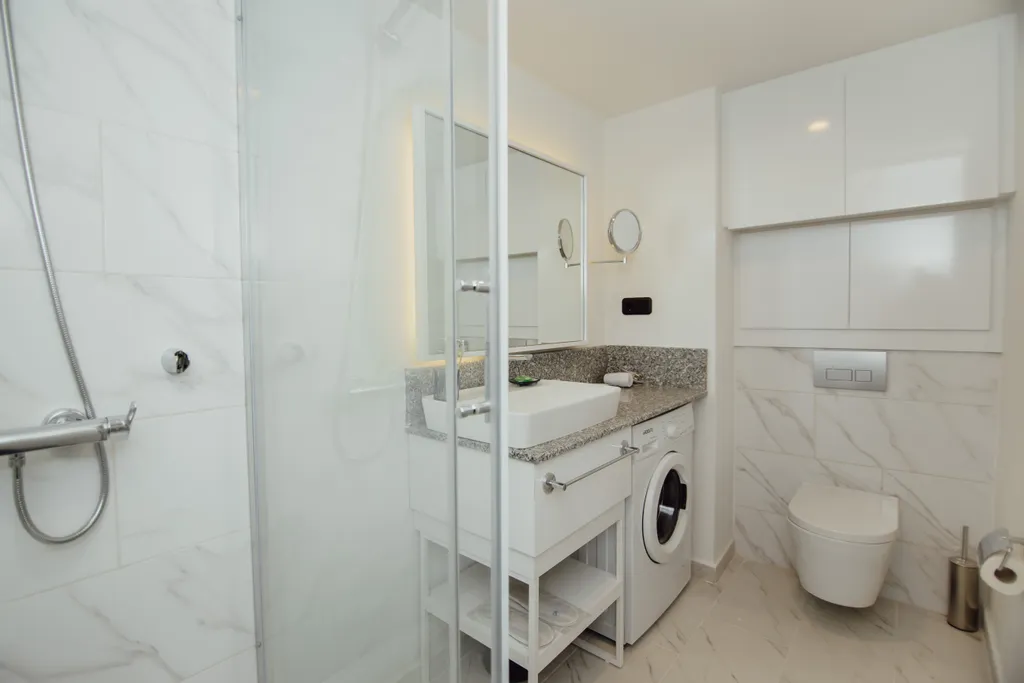 Апартамент с видом на море первая линия orbi city