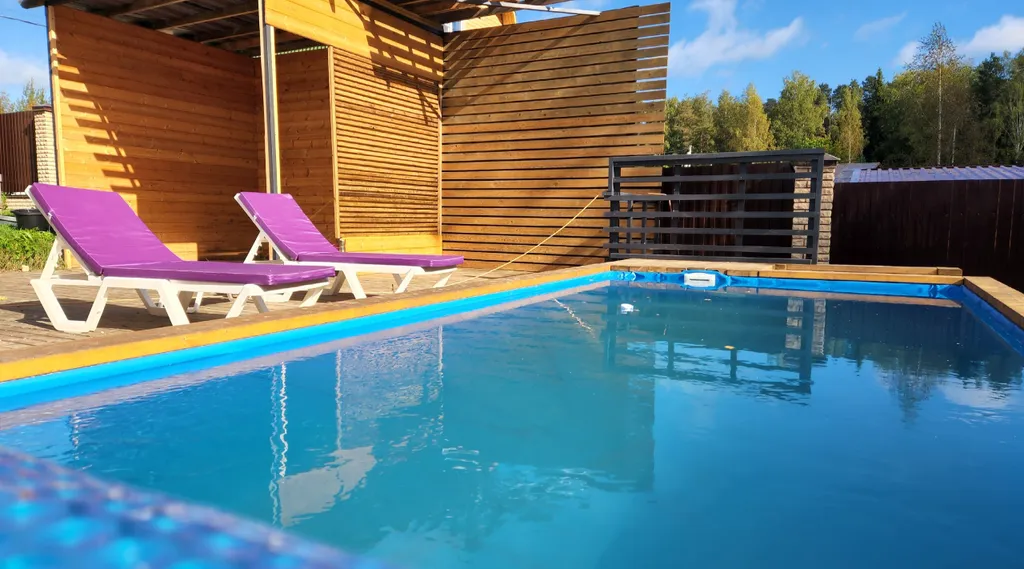 Коттедж с русской баней, горячей джакузи под звездам и бассейном