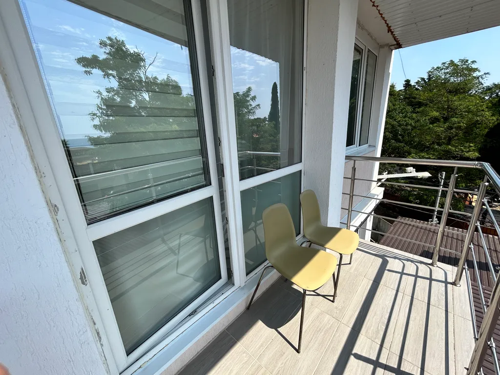 Просторный 3-комнатный апартамент с видом на море