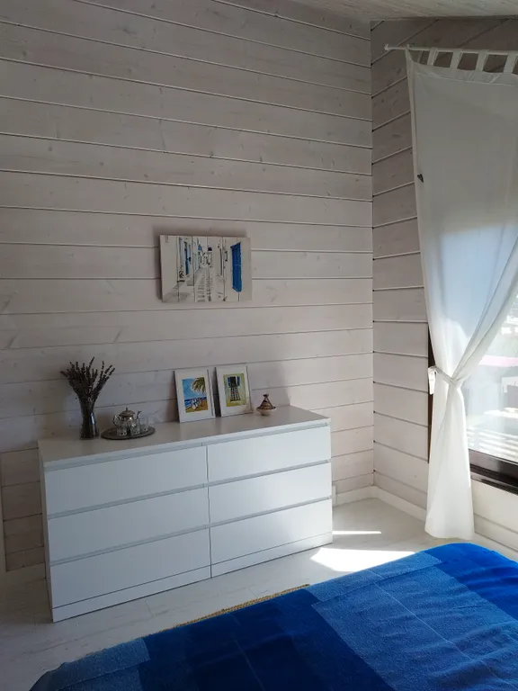 Коттедж Дом для отдыха Mеdley с домашним кинотеатром, террасой и джакузи — Гончарное