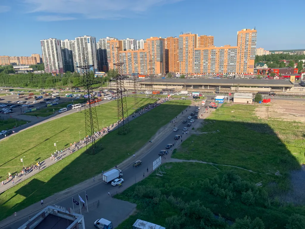 Квартира прямо у метро