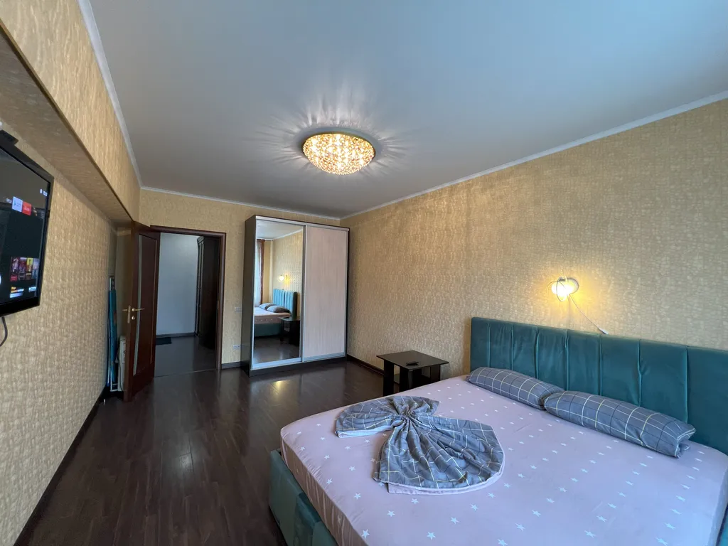 Красивая квартира на набережной