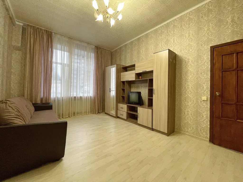 Квартира Трёхкомнатная квартира в центре, рядом с ТЦ "Аура" — Ярославль