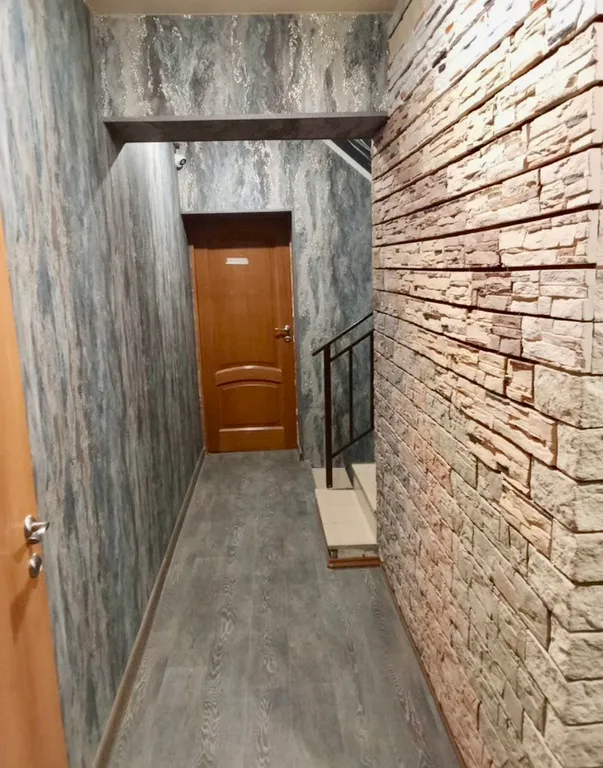 3-этажный уютный коттедж в тихом месте в пределах города