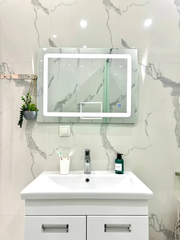 Красивые апартаменты с видом на горы