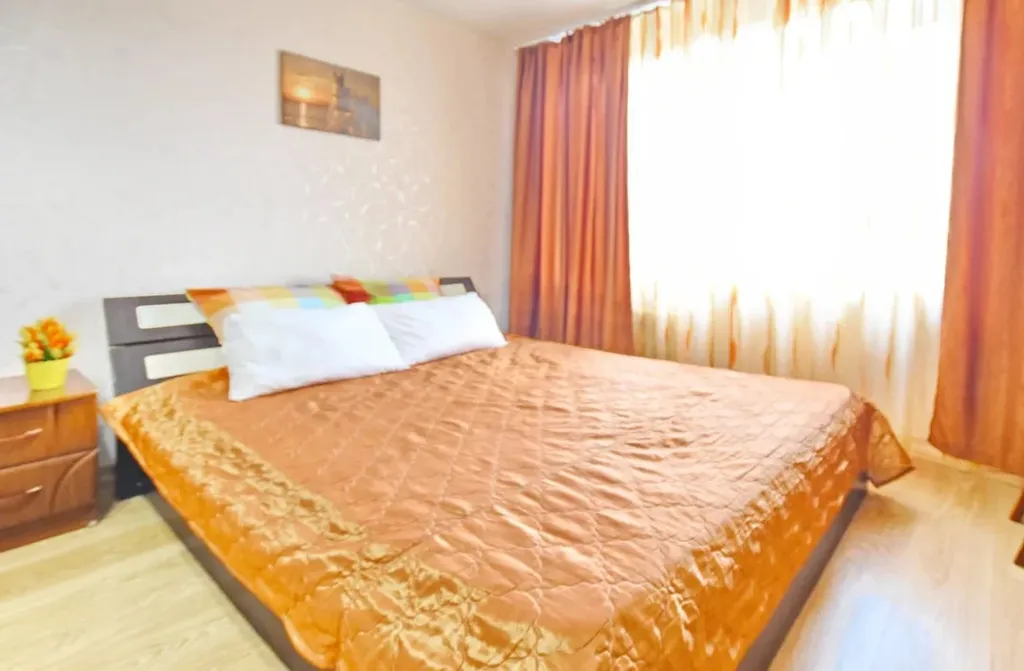 Квартира на набережной