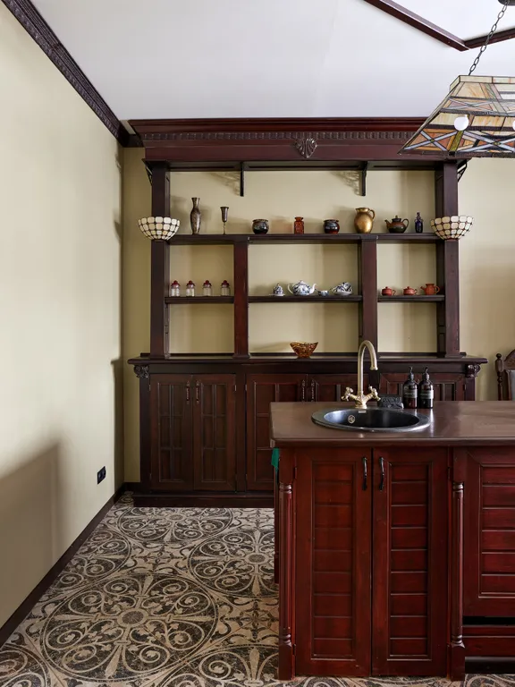 Готический замок Гранат Альдога