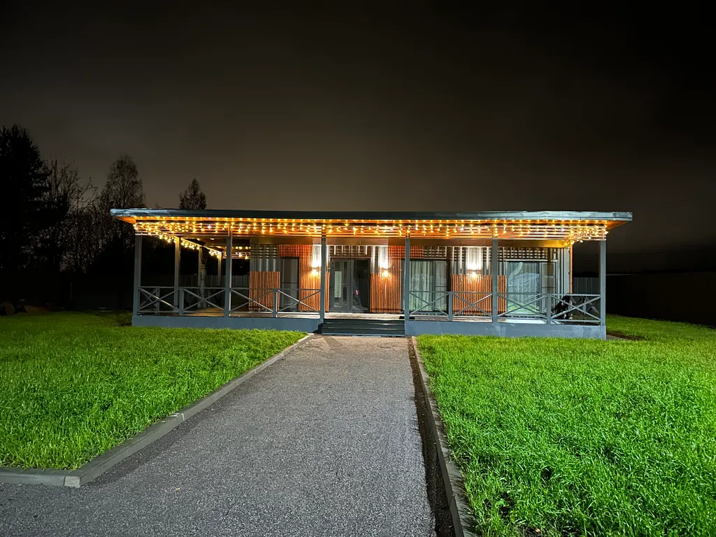 Новый коттедж для отдыха проживания