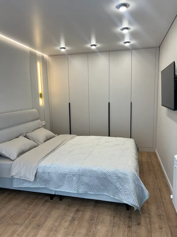 Комфортабельная трёхкомнатная квартира с шикарной территорией