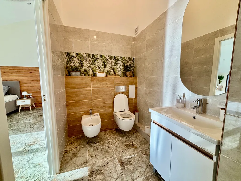 Кругозор туан-хаус с видом на реку