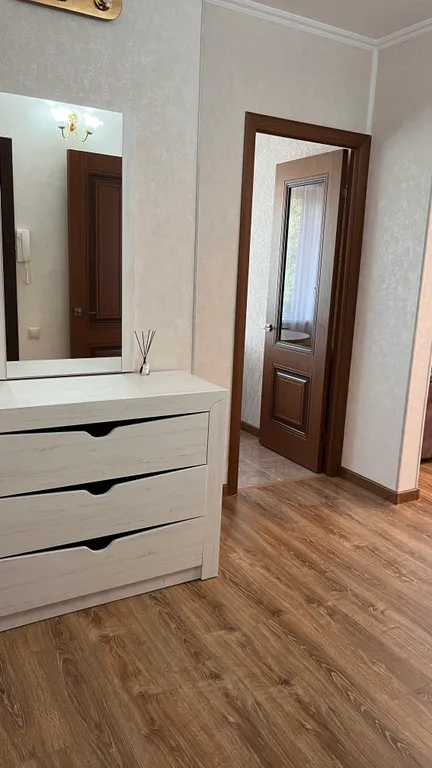 Уютная квартира в центре города с видом на набережную и горы