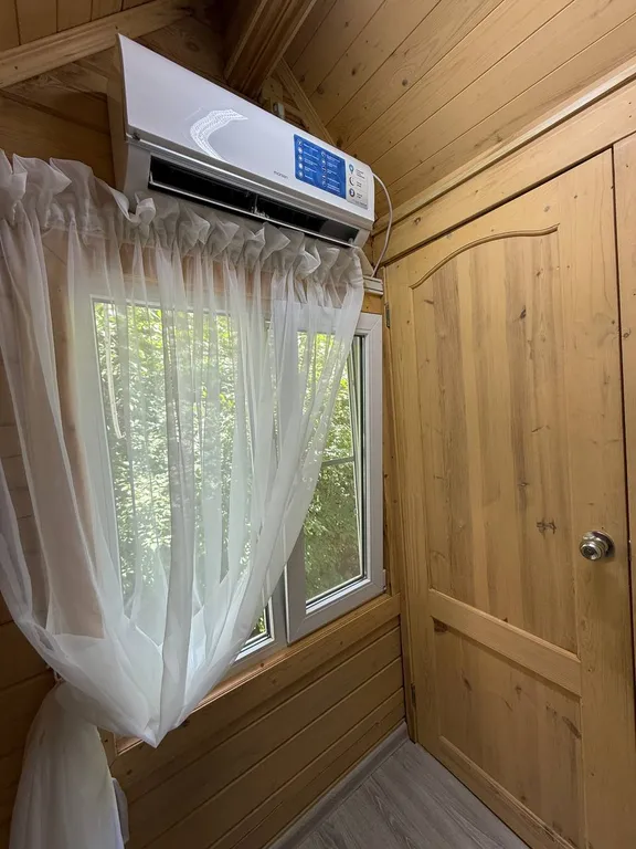 Коттедж "Лесные домики"в горах у моря