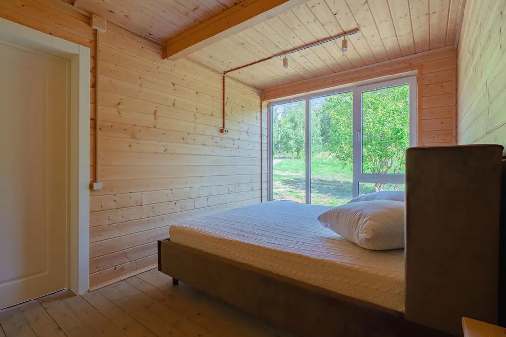 Малый дом с панорамным видом на озеро