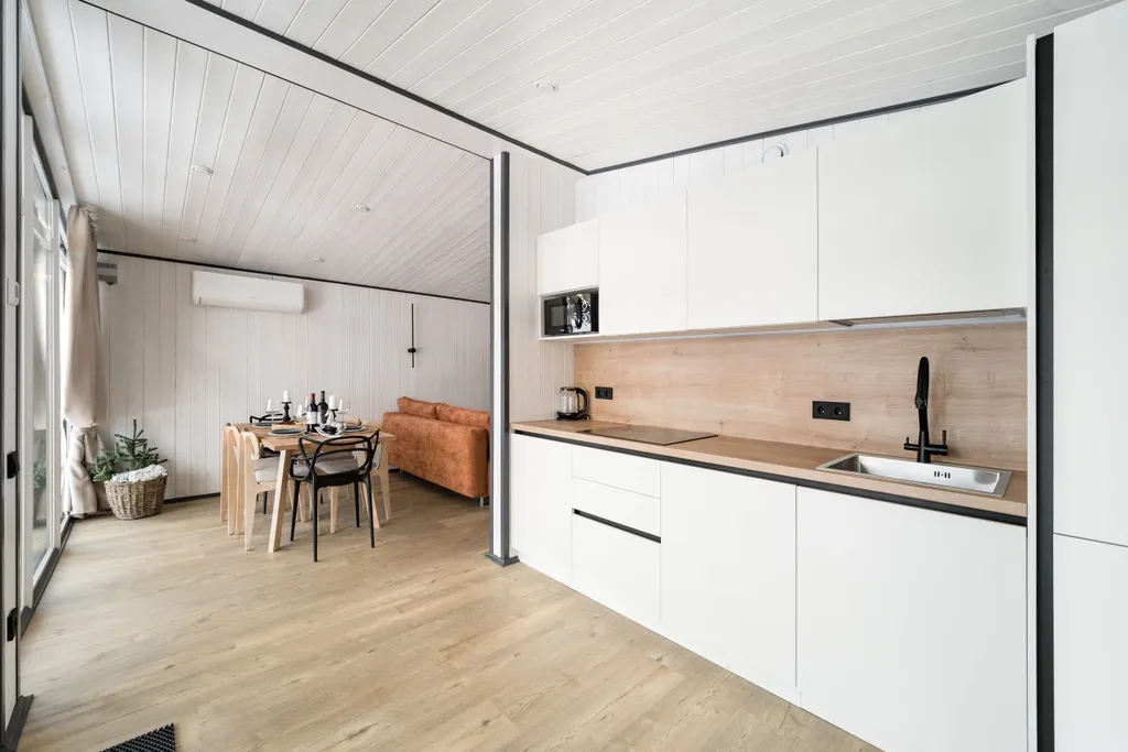 Семейный коттедж с 2 спальнями и мангальной зоной — аренда посуточно в Троицк