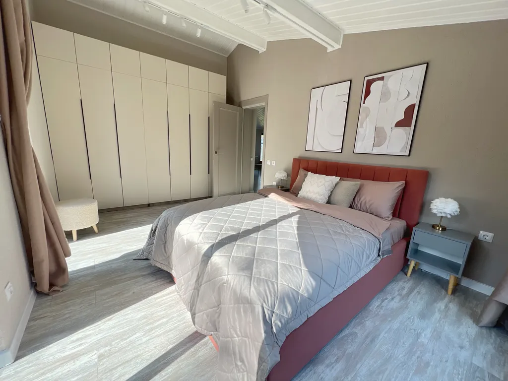 Новый, стильный и уютный каменный дом рядом с Сорочанами