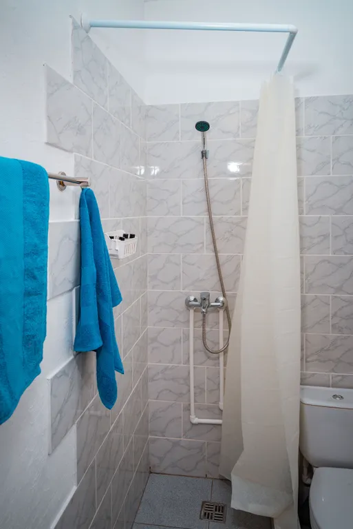 Студия на Холмогорова