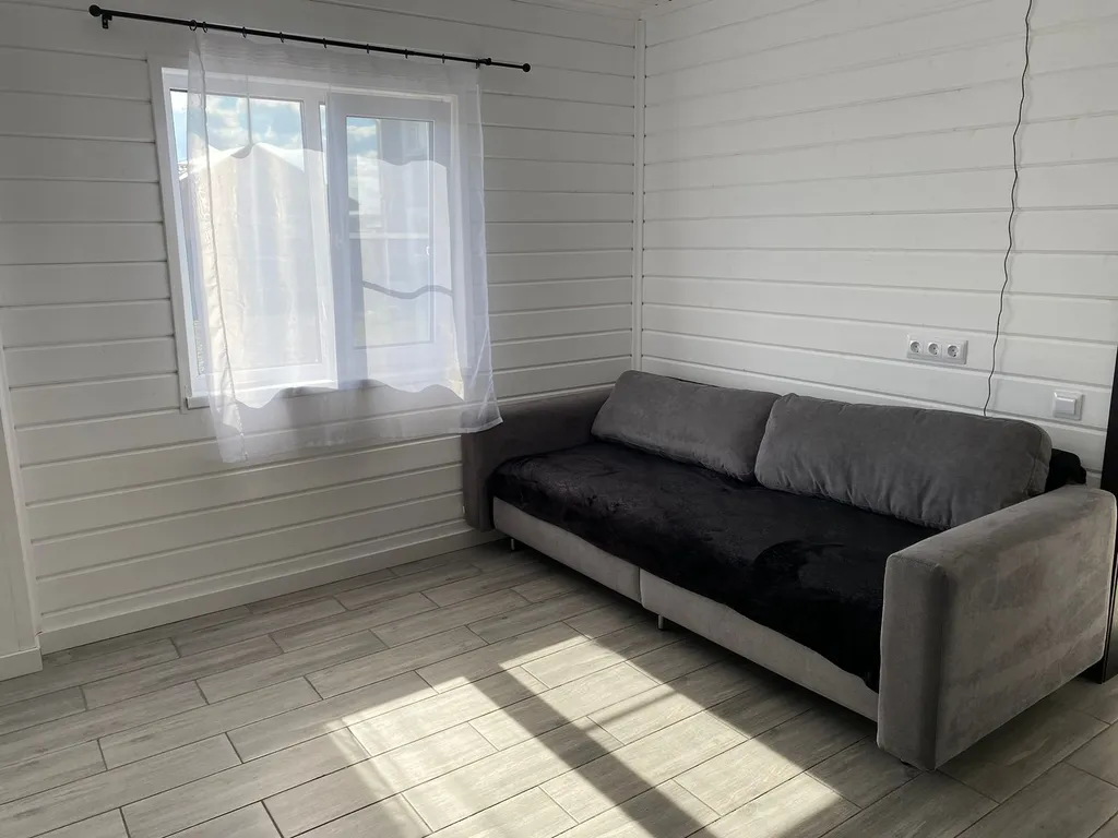 Коттедж Дом у прудов — Коммунар