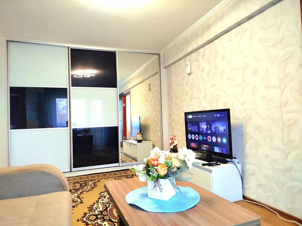 Двухкомнатная квартира в октябрьском районе