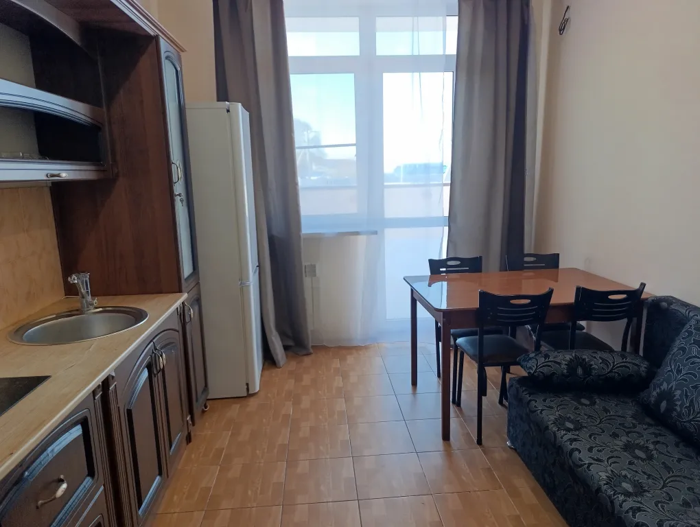 Евротрёхкомнатная квартира в центре Сукко