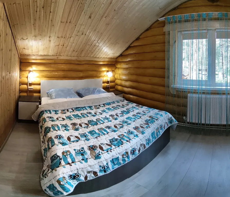 Дом Изумруд в лесу