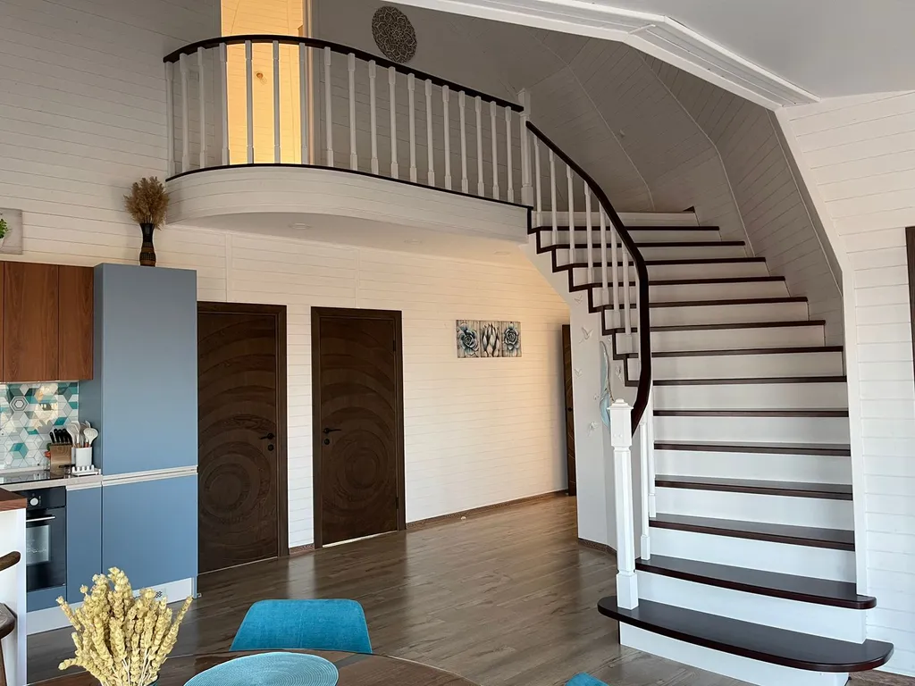 Купольный дом с видом на горы и море