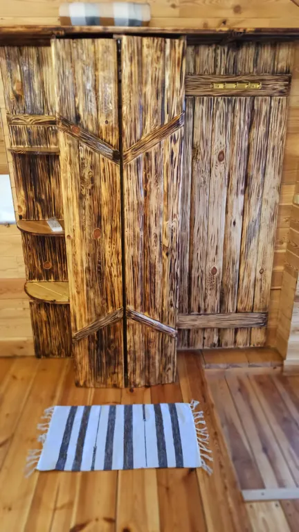 Уютная комната с собственным душем и туалетом