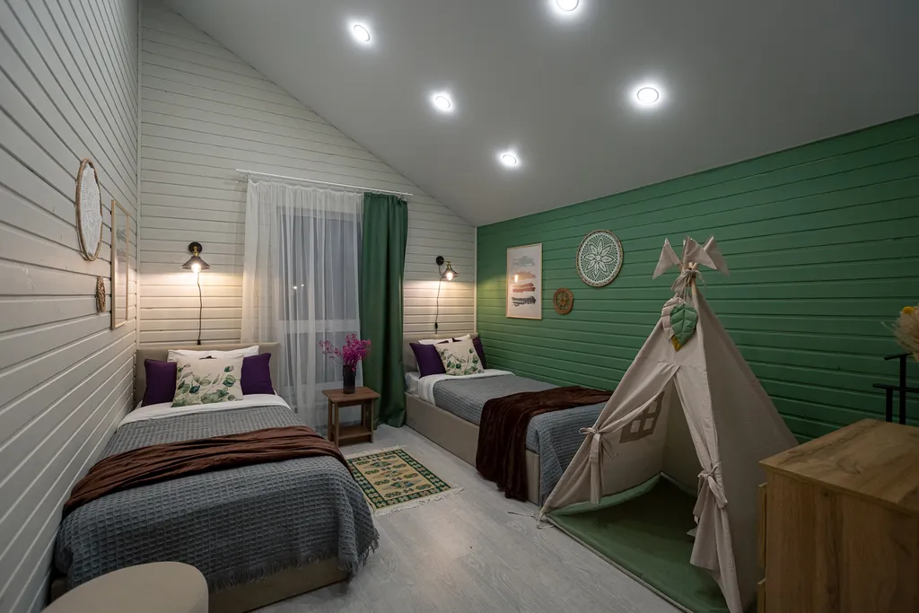 Изумрудный - дом с игровой зоной и костровой чашей