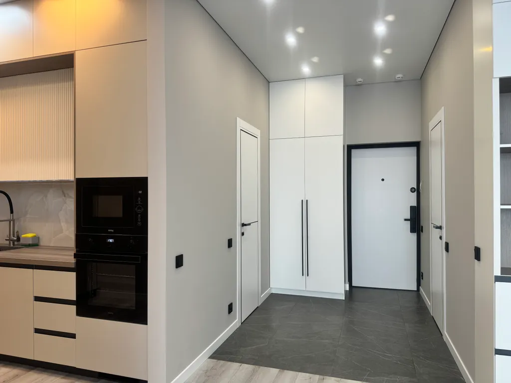 Дизайнерская евродвухкомнатная квартира в ЖК бизнес-класса Аллея Парк