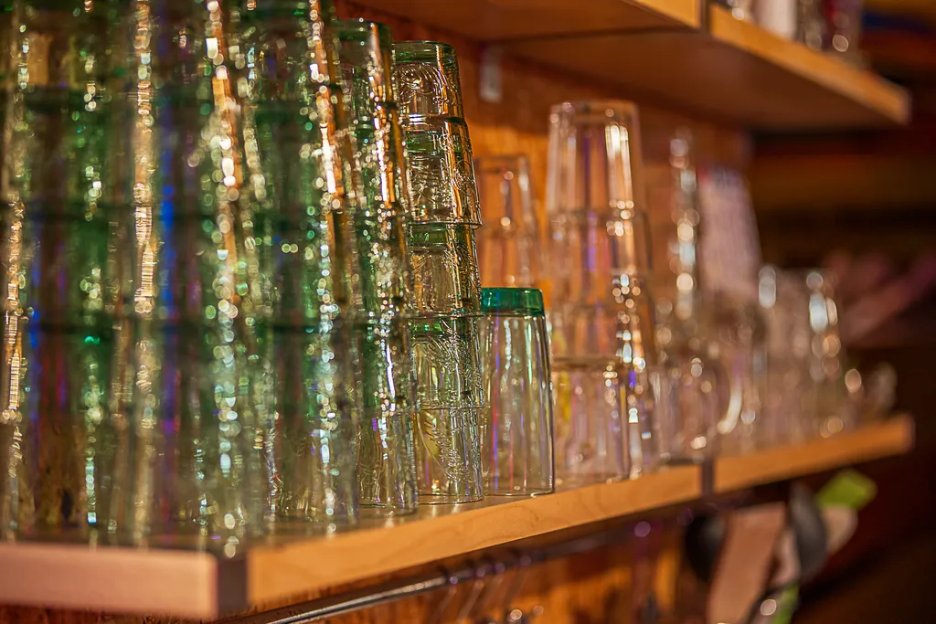 Стильный лофт - апартаменты, можно шуметь 24/7, супер звук