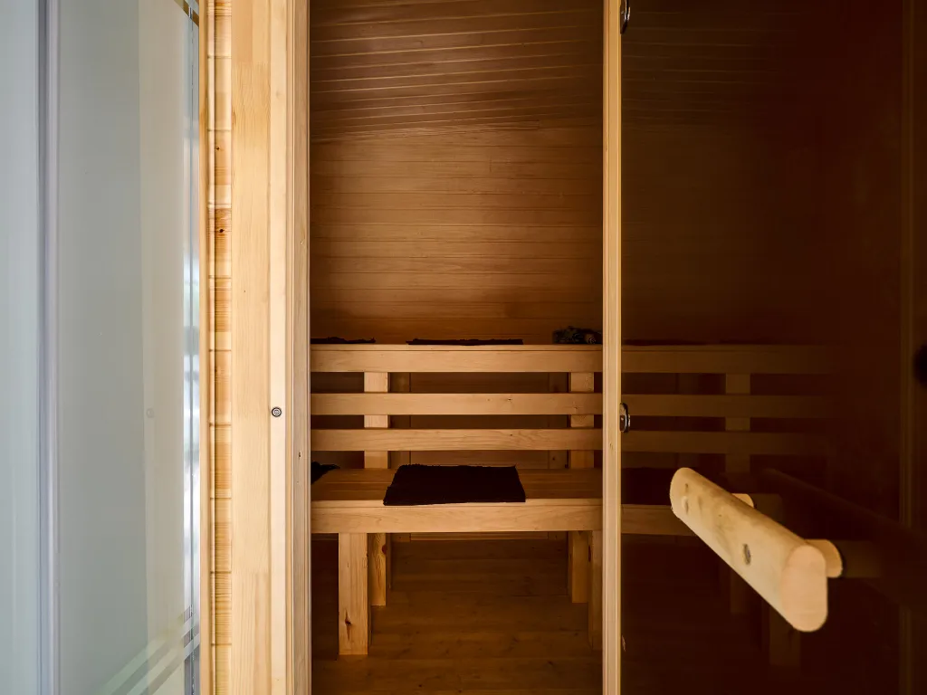 Рябиновый - дом с баней и чаном