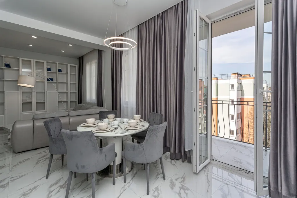 4-комнатная Квартира