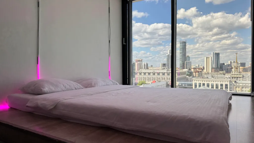 Апартаменты Pink neonlight