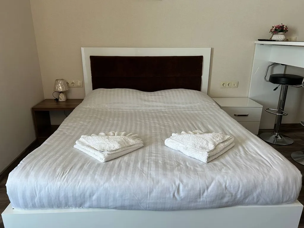 Grand sea&city view apartment in alliance palace