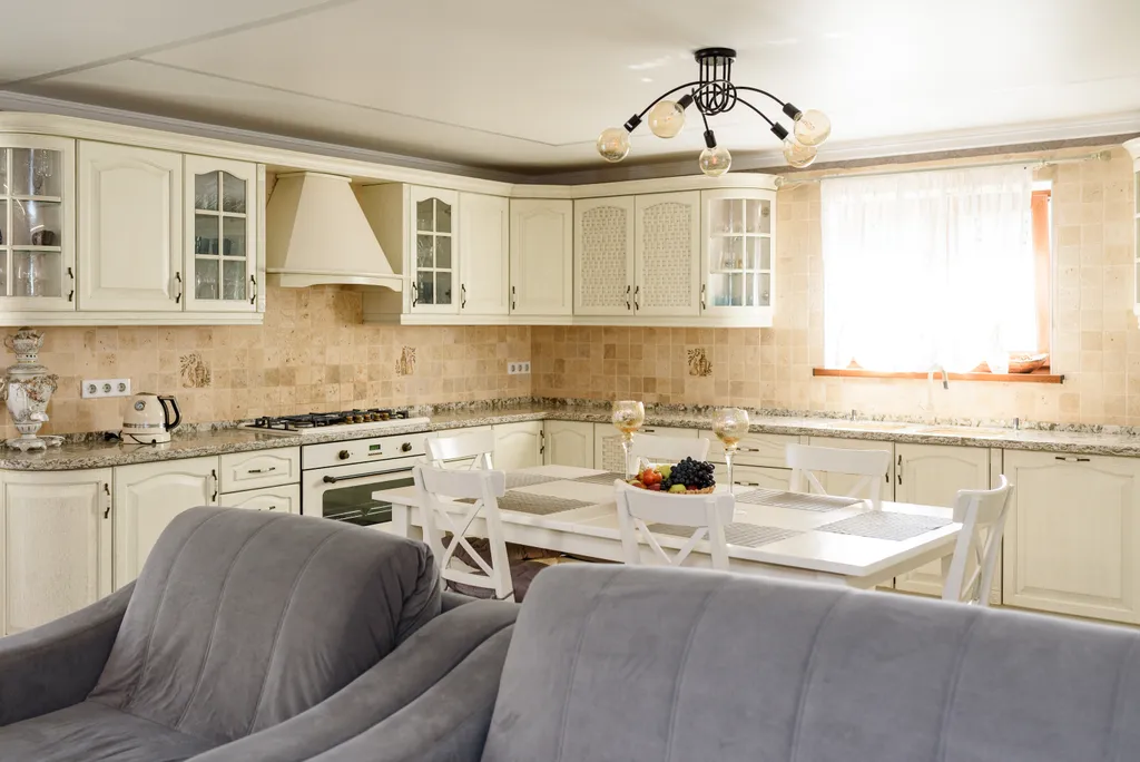 Дом в горах с подогреваемым бассейном в Адыгее