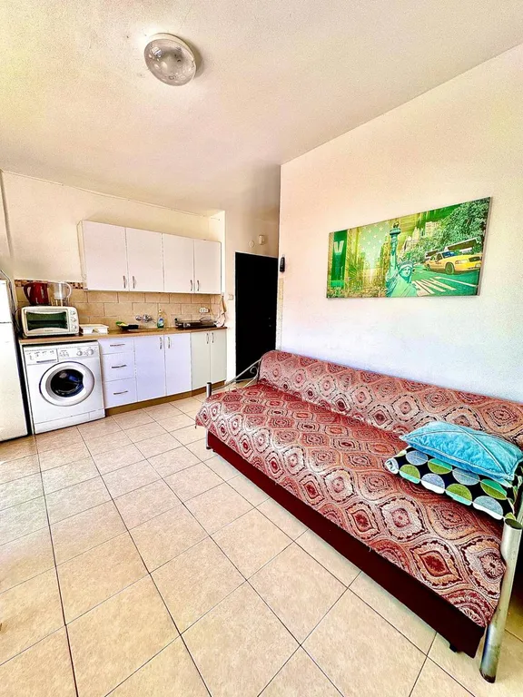 Новая красивая 2-комнатная квартира на море лучший пляж 50 м от дома