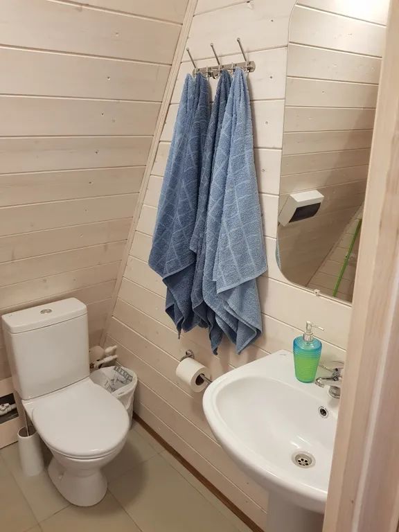 Домик треугольник на 4 человек