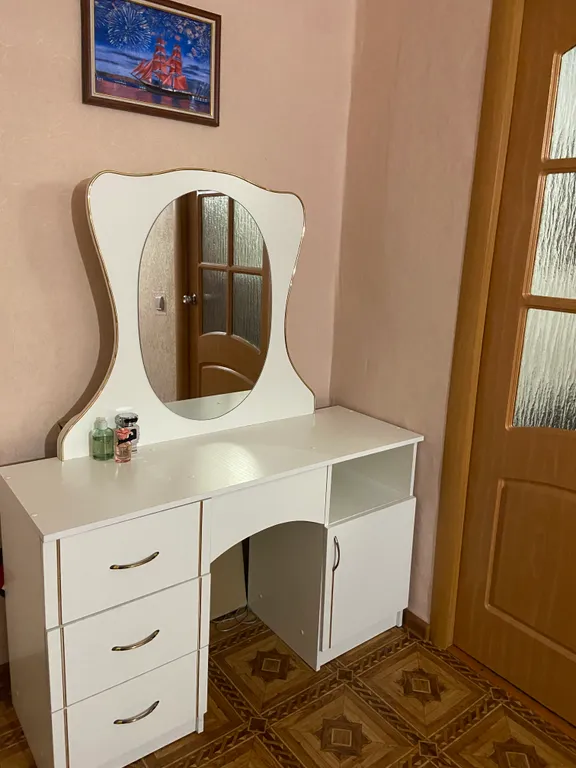 Двухкомнатная квартира рядом с красивым парком