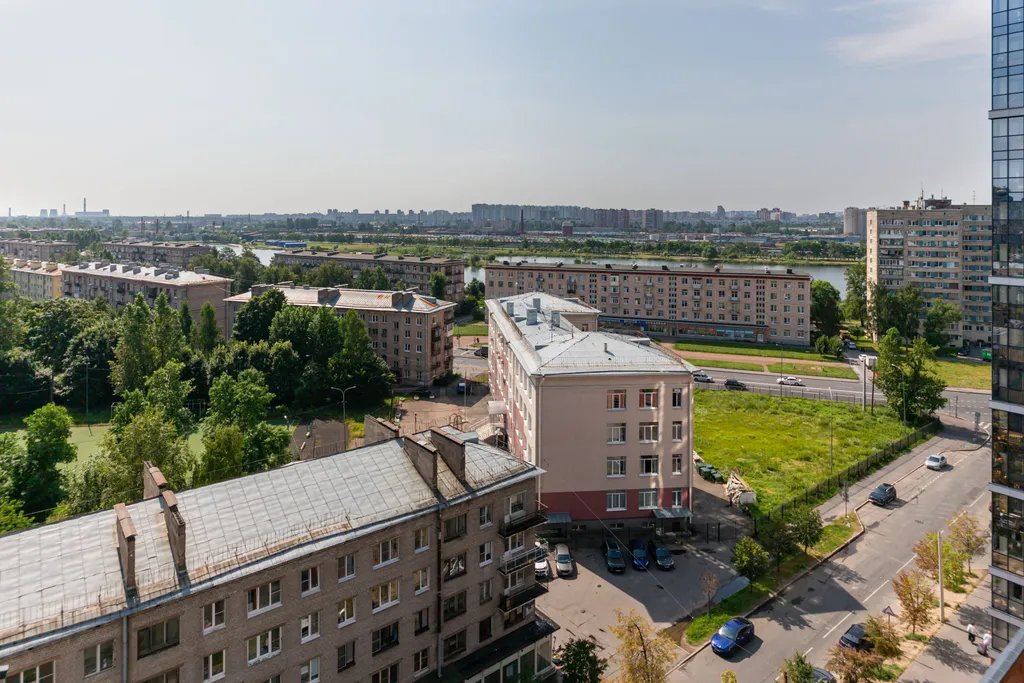 Квартирика Summer с красивым видом недалеко от центра