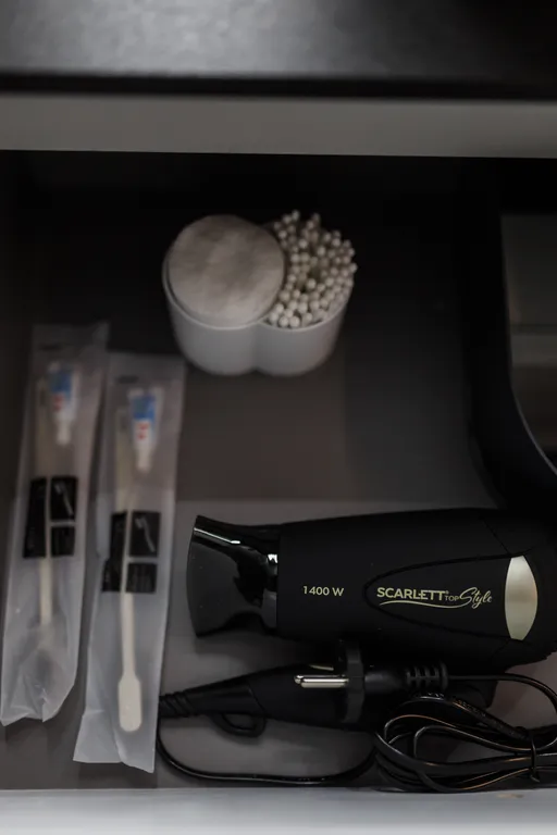 Стильная студия с дизайнерским ремонтом