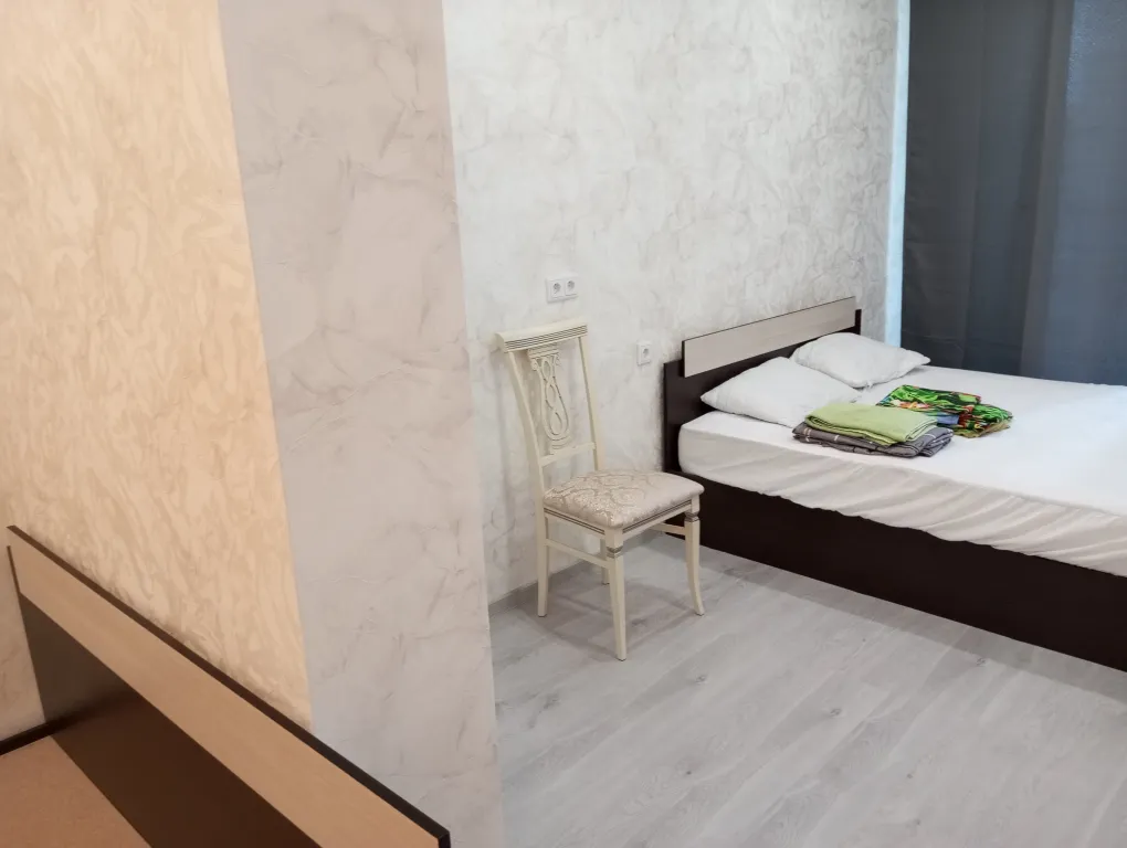 Уютная квартира в новом доме с панорамными окнами