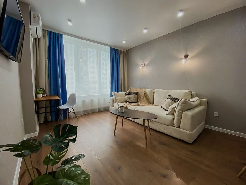 Уютная квартира с современным ремонтом собственная парковка