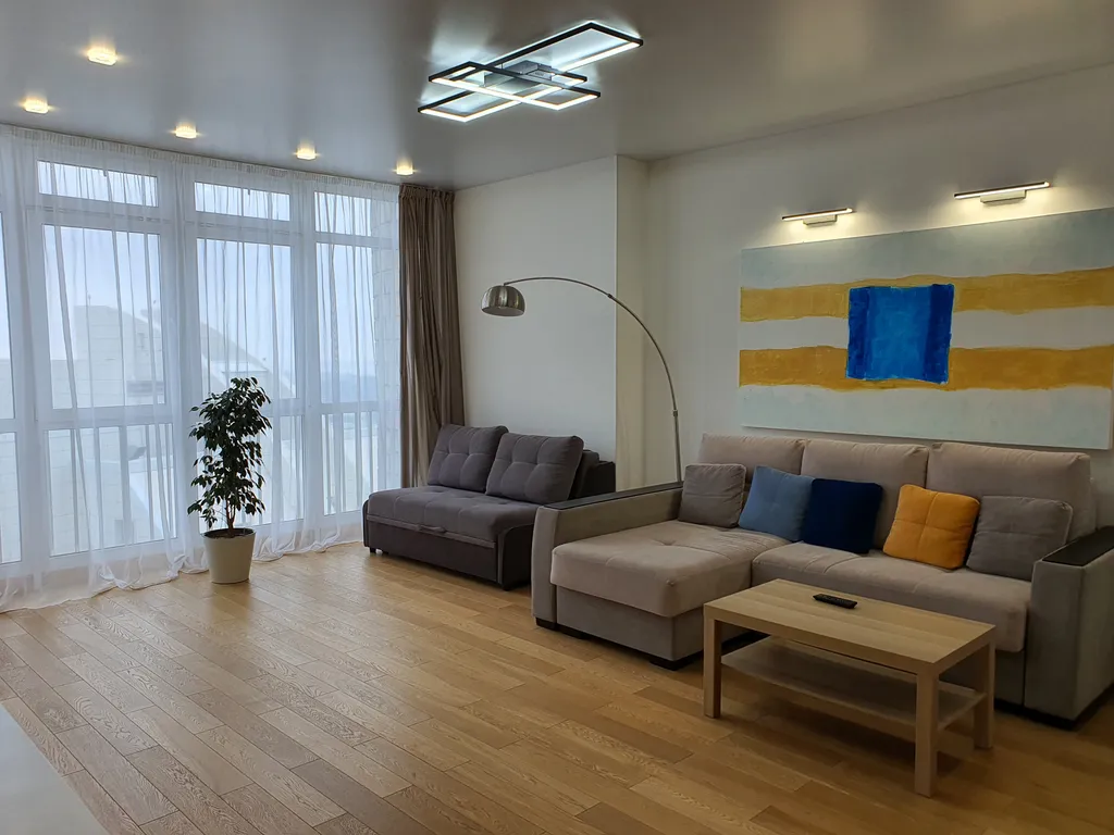 Апартаменты в центре города с прекрасным видом на золотой мост