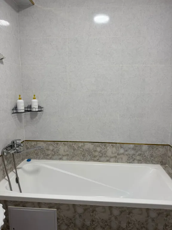 Просторная 2-комнатная квартира в элитном районе Алматы