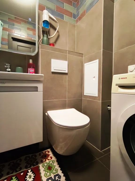 Атмосферная двухуровневая квартира с видом на Петропавловский парк