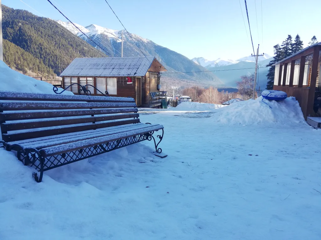 Трёхместный домик в Архызе