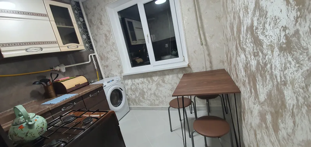 Уютная квартира в центре города, горячие источники в 10 минутах